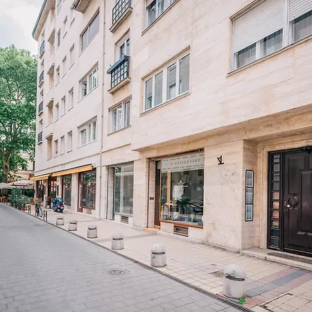 Oasis At Paulay Ede Street Ii Apartment Budapest